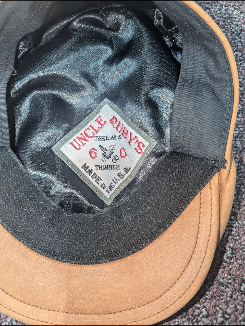 Men's Tan Suede Driving Cap - Classic Flat Cap - Picture 2 of 7